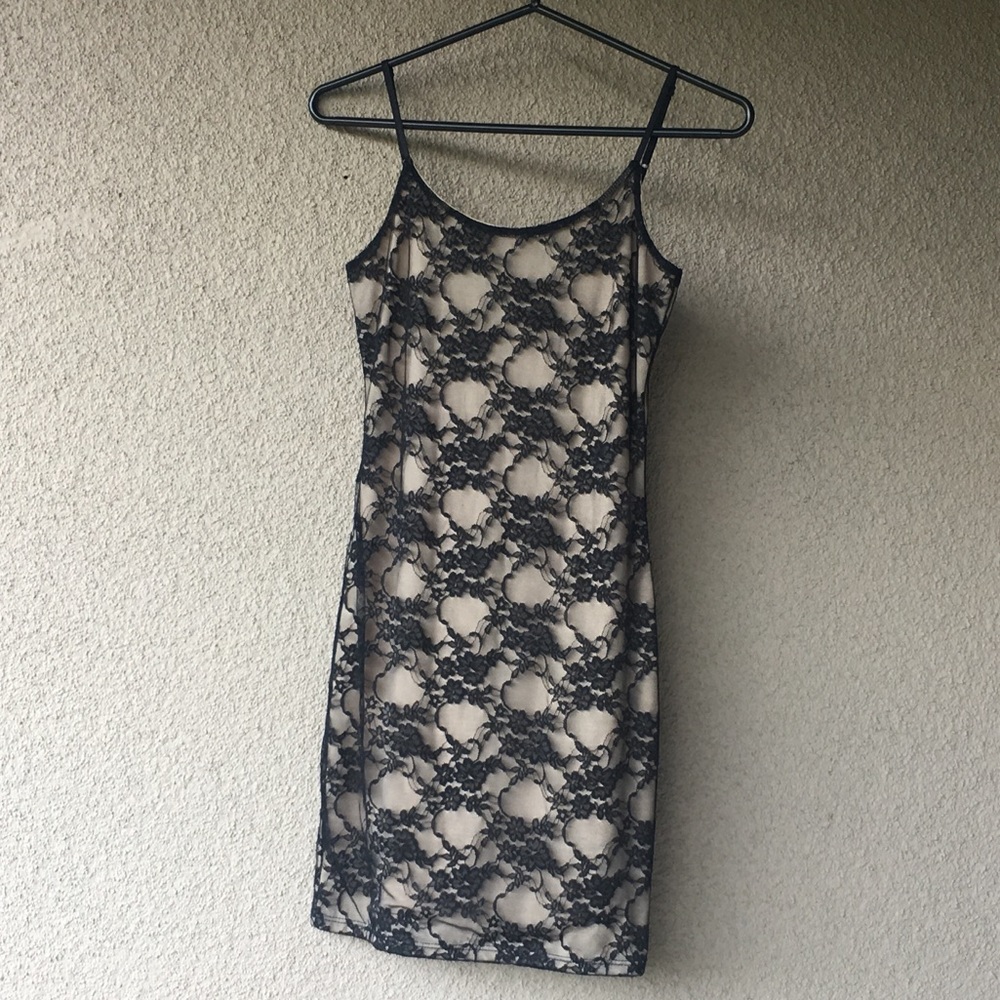 ✨ Lace Bodycon Black Dress